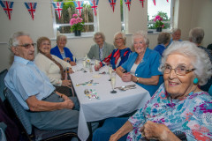 CHURCH-PARTY_DSC3890_tn-3